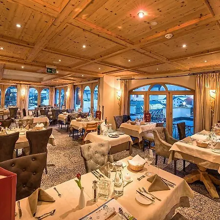 Hotel Alpenrose Leading Family & 4*