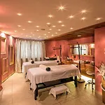 Alpenrose Leading Family & 4* ليرموس