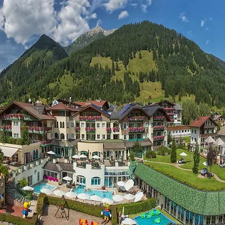 Alpenrose Leading Family & Hotel 4*